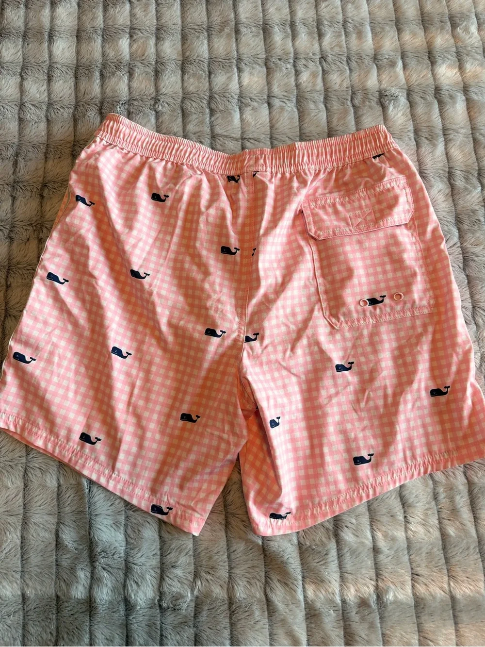 Vineyard Vines Men’s Pink Gingham Whale Swim Shorts MEDIUM NWOT